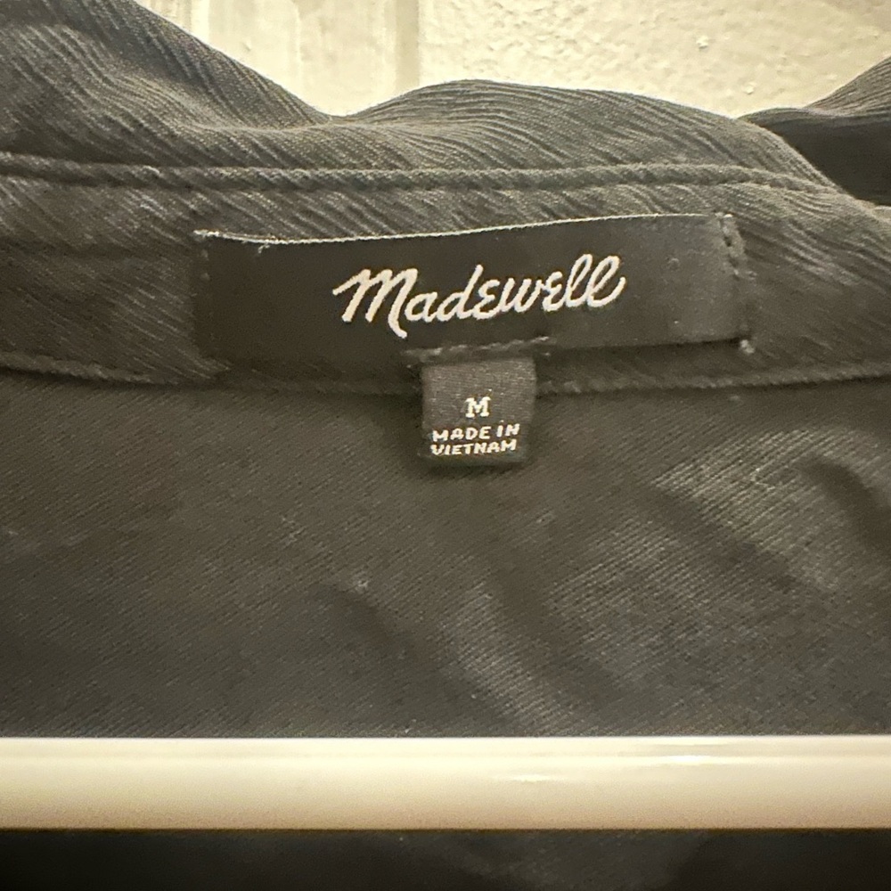 Madewell button up top! - Picture 4 of 4